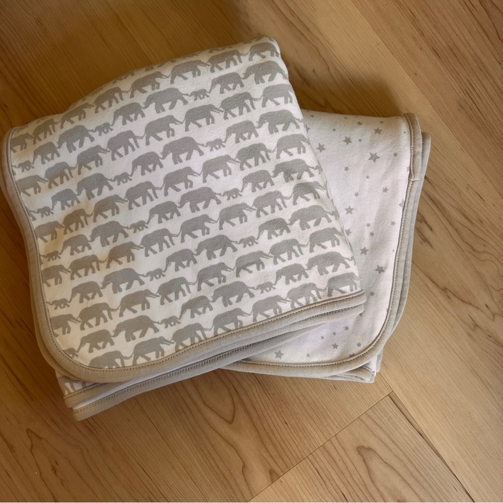 2 RH Baby Blankets white and Grey Elephant and Star 0-12m